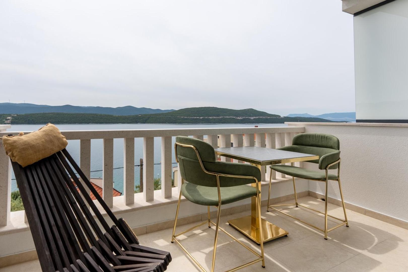 Villa Emina Sa Privatnom Plazom I Parkingom Neum Exterior photo